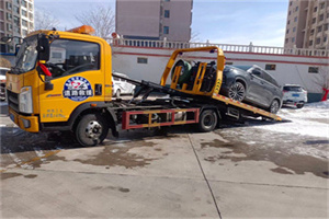 新野救援拖车费用怎么算